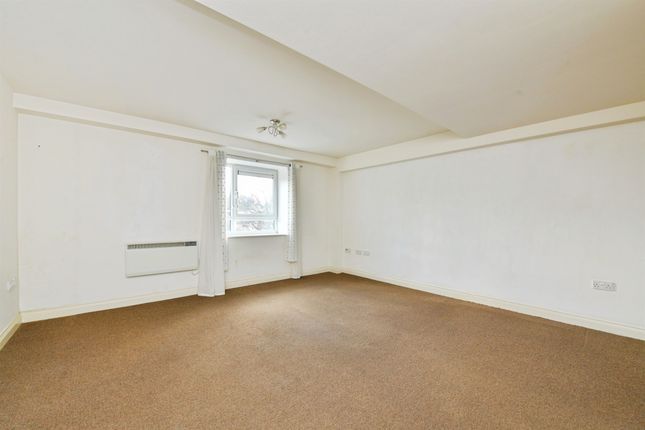 Flat 9, 237, Albert Road, Plymouth photo 2