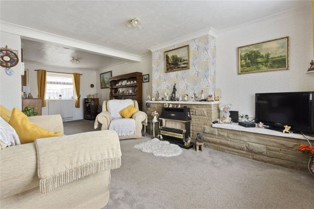 7, St Margarets Close, N E Lincs photo 3