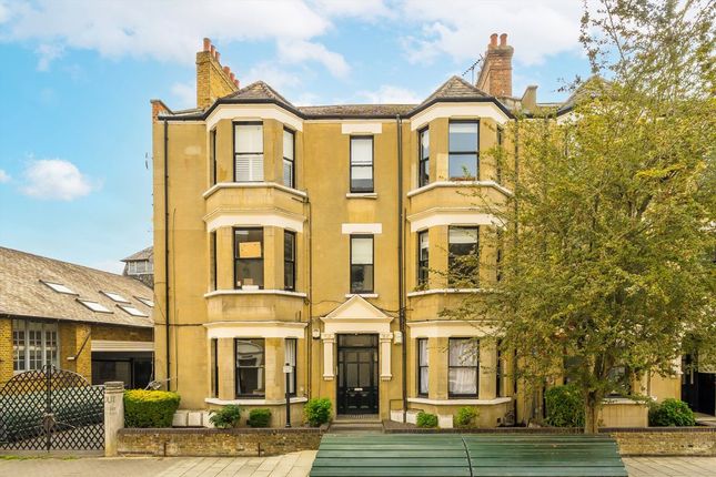 Flat 3, Cleveland Mansions, Mowll Street, London photo 5
