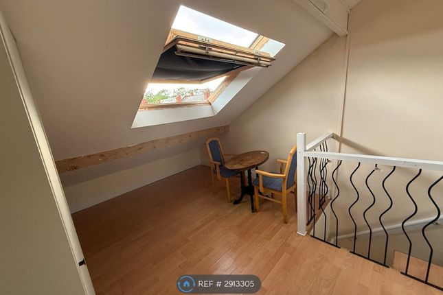 Harlech Road, Leeds photo 5