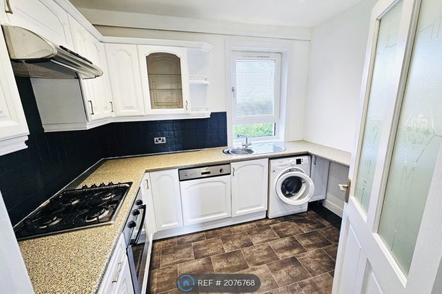 Thumbnail Flat to rent in Cornhill Crescent, Stirling