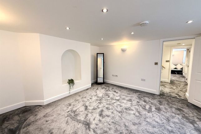 Apartment 1, Willersley House, 2, Sebright Avenue, Worcestershire photo 4