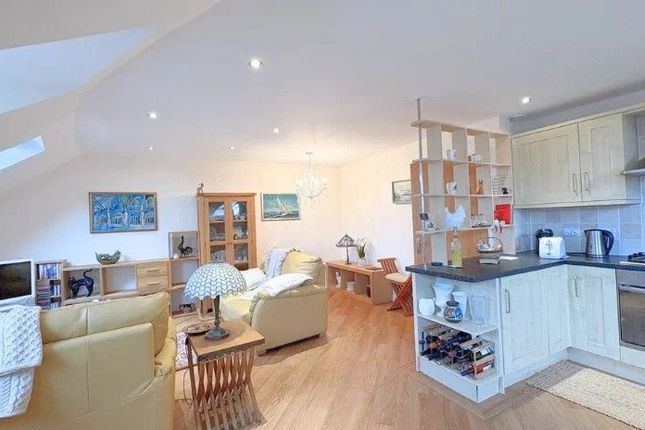 Foxlands,30, York Road, Torquay photo 4