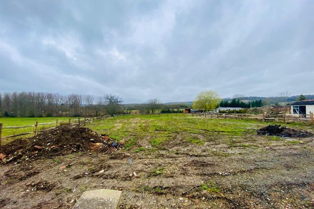 Thumbnail Land for sale in Brasted Hill Road, Brasted, Westerham