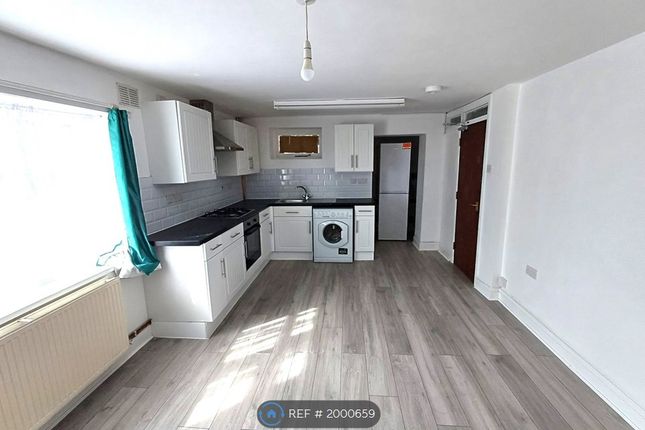 Semi-detached house to rent in Chesterton Road, London