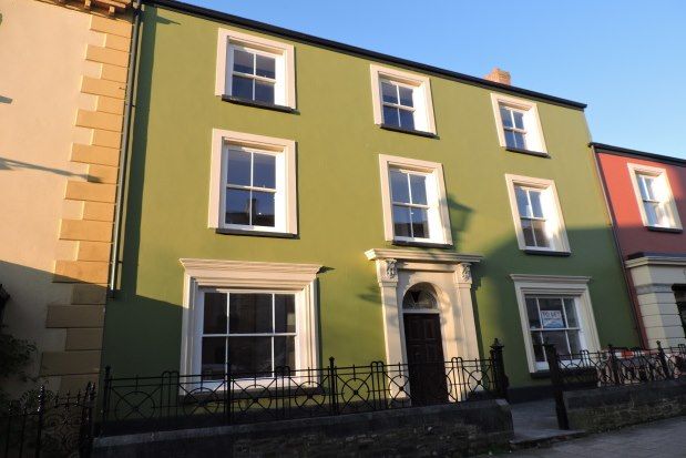 Thumbnail Flat to rent in High Street, Narberth