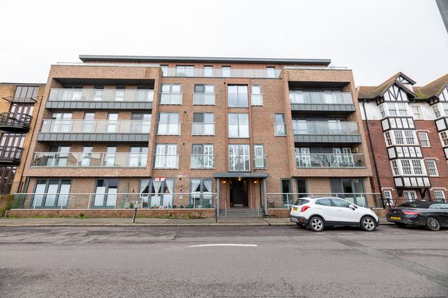 Flat Flat 9, The Corona, 258, Leigh Road, Leigh-on-sea photo 2
