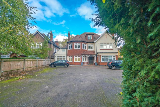 Thumbnail Flat for sale in Clarence Avenue, London
