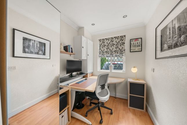 2, Princes Drive, Harrow photo 4