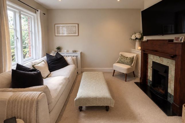 12, Mount End, Epping photo 2