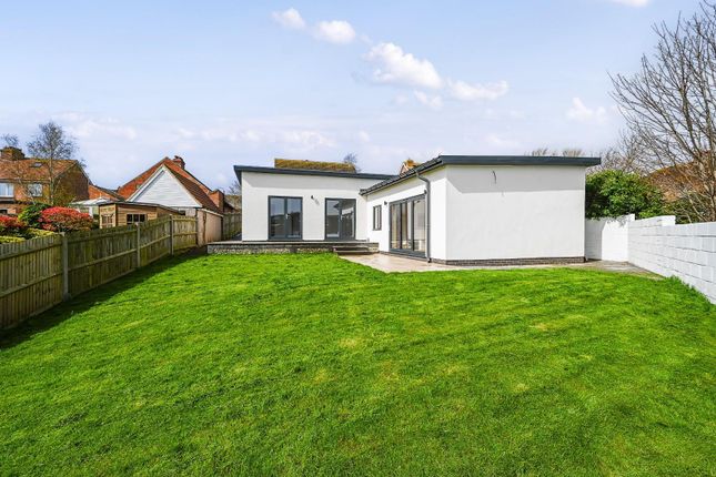 Thumbnail Bungalow for sale in Mile Oak Road, Portslade, Brighton