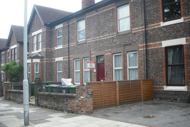 Thumbnail Flat to rent in Old Chester Road, Bebington