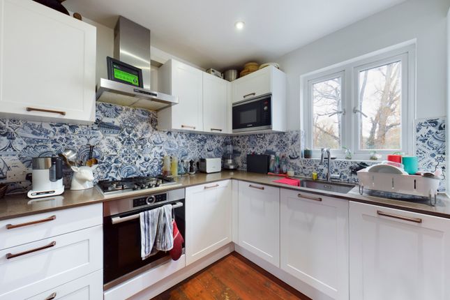 Flat for sale in Plough Way, South Bermondsey