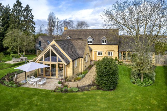 Thumbnail Detached house for sale in Main Street, Willersey, Worcestershire