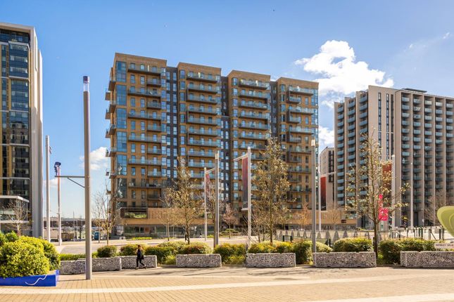 Flat to rent in Olympic Way, Wembley Park, Wembley