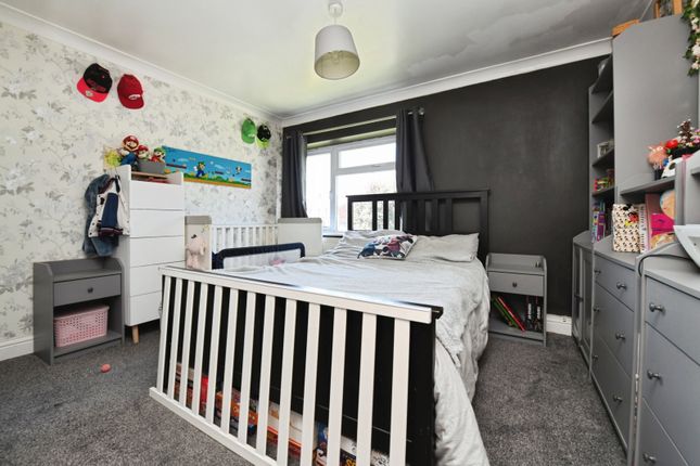 43, Deanery Hill, Essex photo 4