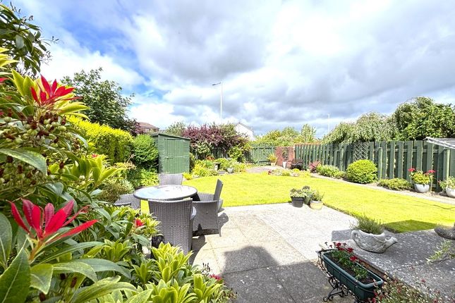 6 Eglingtoun Drive, Dunfermline photo 4