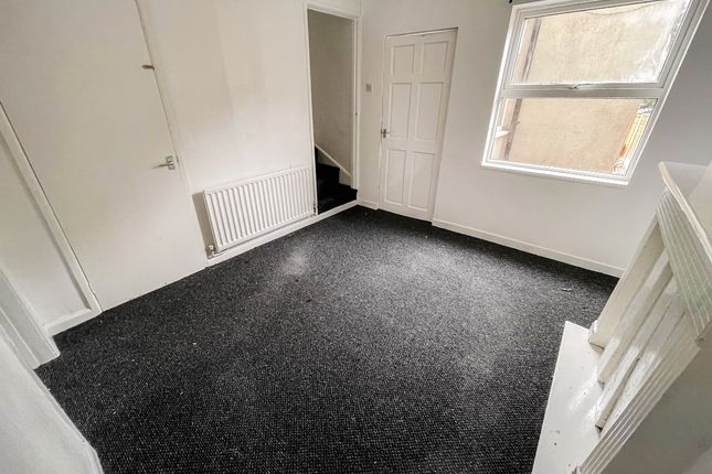 150 High Street, Brierley Hill photo 2