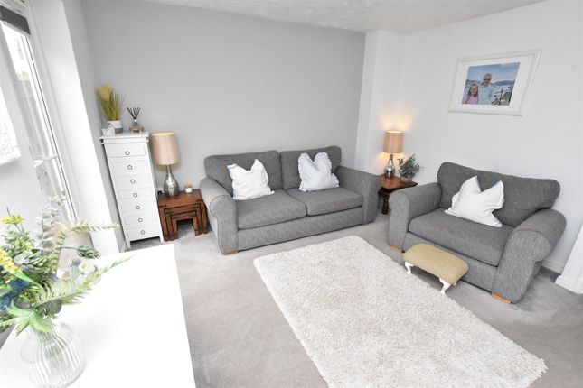 8, Poplar Court, Nantwich photo 5