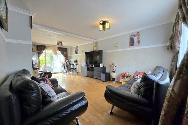 113, Arnhem Drive, Croydon photo 3