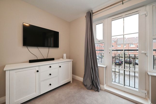 13 Bellamy House, Ashville Way, Wokingham photo 2