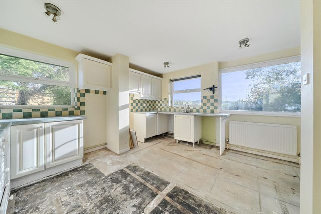 22, Cowleaze, Dorchester photo 4