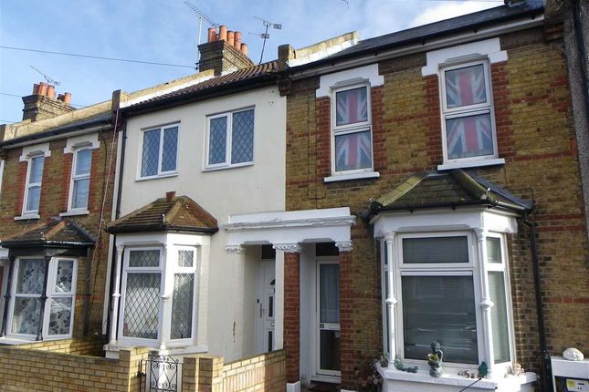 Studio house on All Saints Road, Gravesend, £1,500/mo