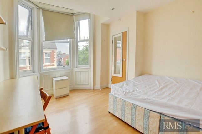 86, Fairfield Road, Newcastle Upon Tyne photo 5