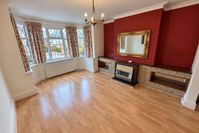 168, Cutenhoe Road, Luton photo 2