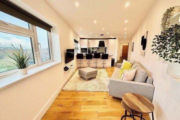 Flat to rent in Panther House, London