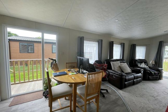 17 Findhorn Park, Mundole, Forres photo 5