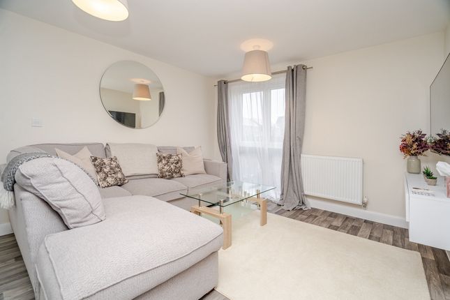 Cranwell Crescent, Milton Keynes photo 3
