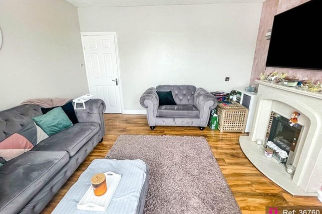 757A, Leeds Road, Huddersfield photo 5
