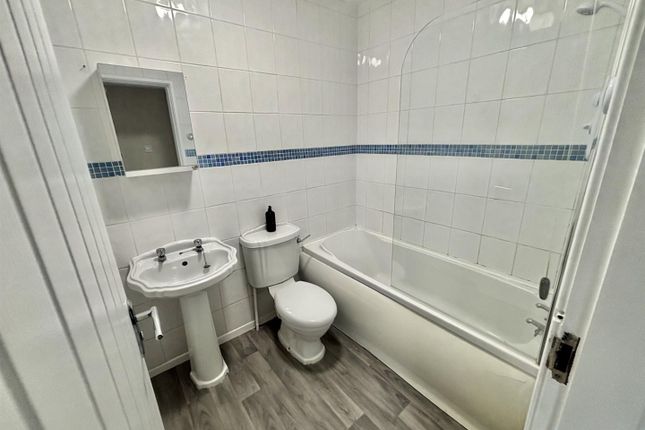254C, Cottingham Road, Hull photo 5