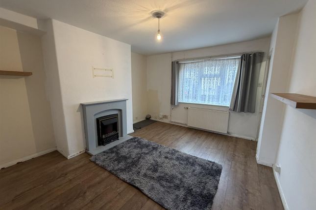 13, Siddalls Gardens, Tiverton photo 3