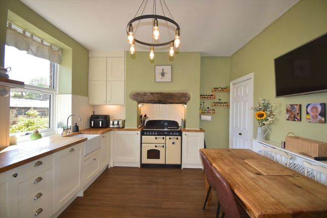 96 Macclesfield Road, High Peak photo 4