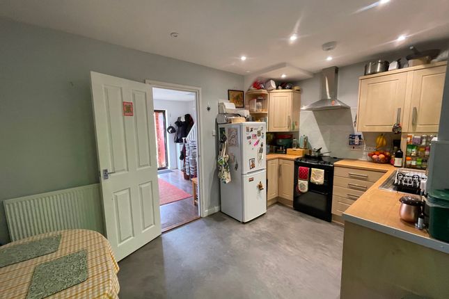 45 Ffynnon Wen, Swansea photo 5