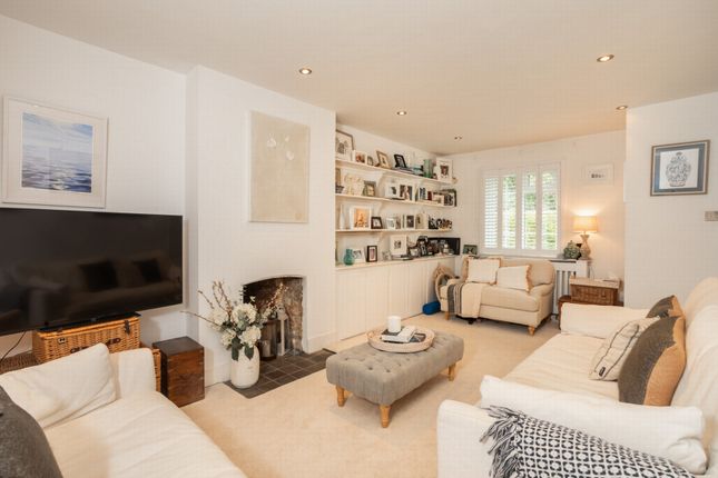 6 Beckets Terrace, Castle Road, Hythe photo 3