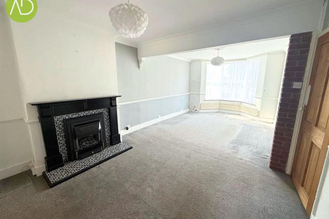 Windmill Lane, Waltham Cross photo 3