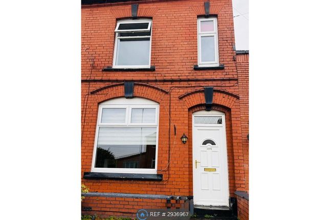 Middleton Road, Chadderton, Oldham photo 3