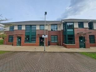 Thumbnail Office to let in Ground Floor, Salmon Fields Business Village, Royton, Oldham