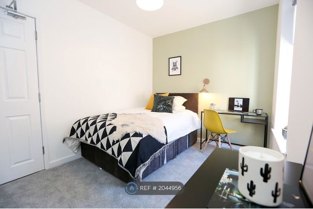 Thumbnail Room to rent in Euston Grove, Prenton
