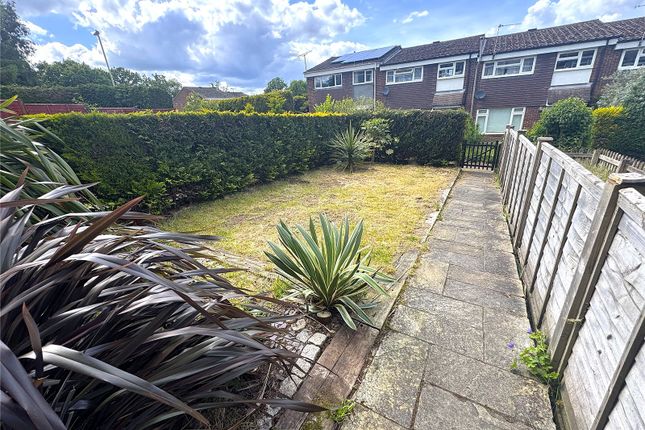 68, Birch Road, Bordon photo 2
