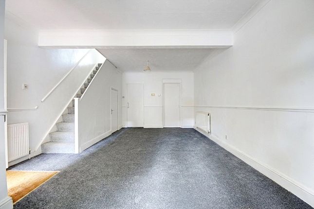 39, Catherine Road, Enfield photo 2