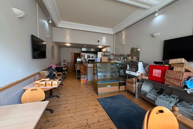 Irvine's Bakery, 18-22 Eglington Street, North Ayrshire photo 4