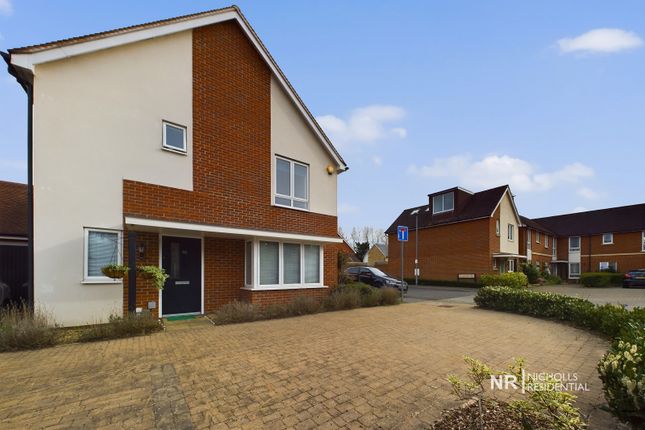Thumbnail Detached house to rent in Parkview Way, Epsom, Surrey.