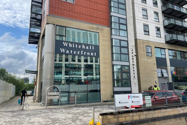 Office to let in Whitehall Waterfront, Leeds