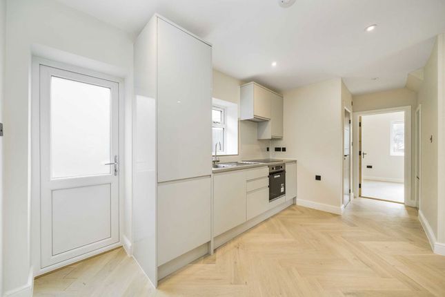 2, Ingleway, London photo 4
