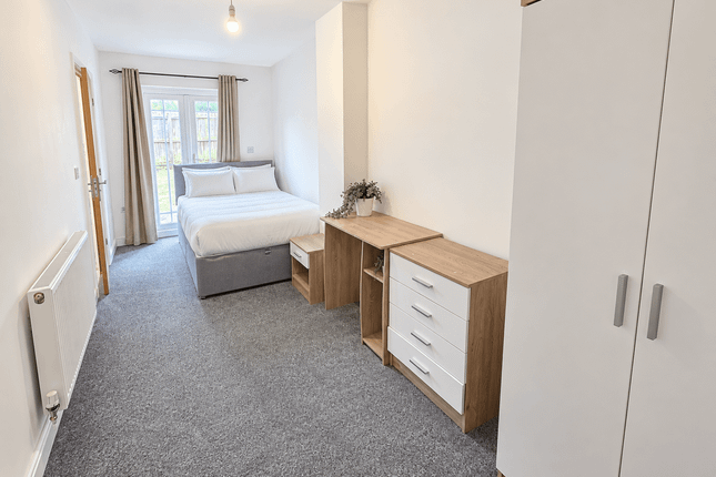 5 Drayton Street, Hulme, Manchester photo 5