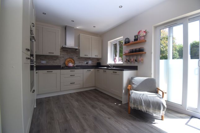 6, Reed Bed Close, Bridgwater photo 4